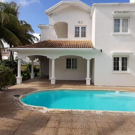 Villa Le Reve D'Or A 150M De La Plage Flic en Flac Ngoại thất bức ảnh