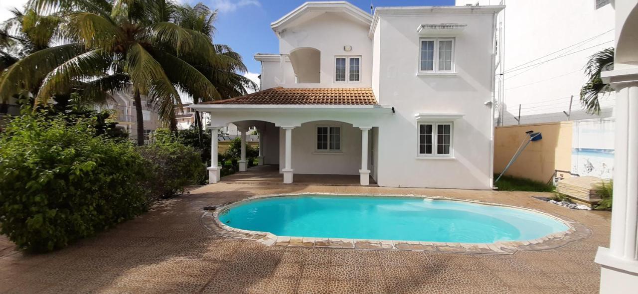 Villa Le Reve D'Or A 150M De La Plage Flic en Flac Ngoại thất bức ảnh